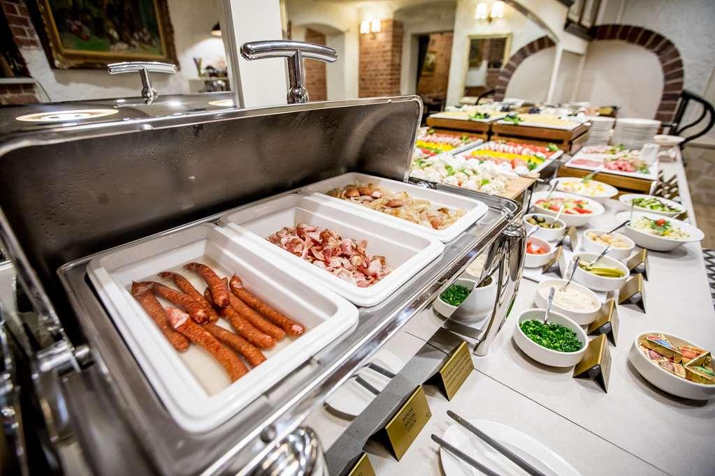 Hotel Diament Economy Гливице Ресторан фото